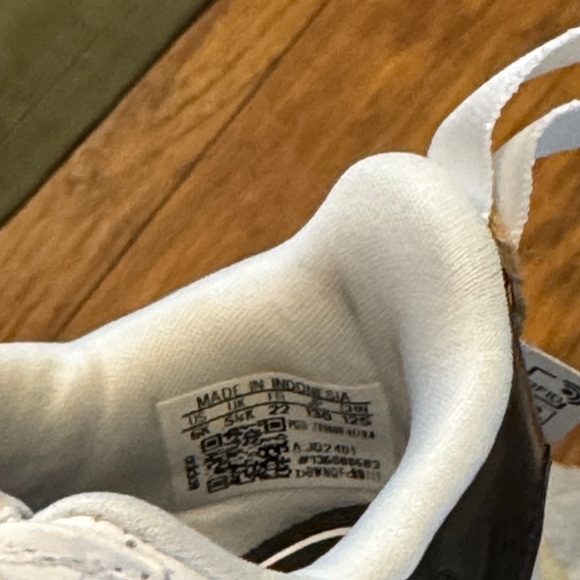 Adidas x BAPE ADIFOM Superstar 360 (White/Black/Gold) Kids Shoes JQ2400 size 6K - Picture 7 of 8